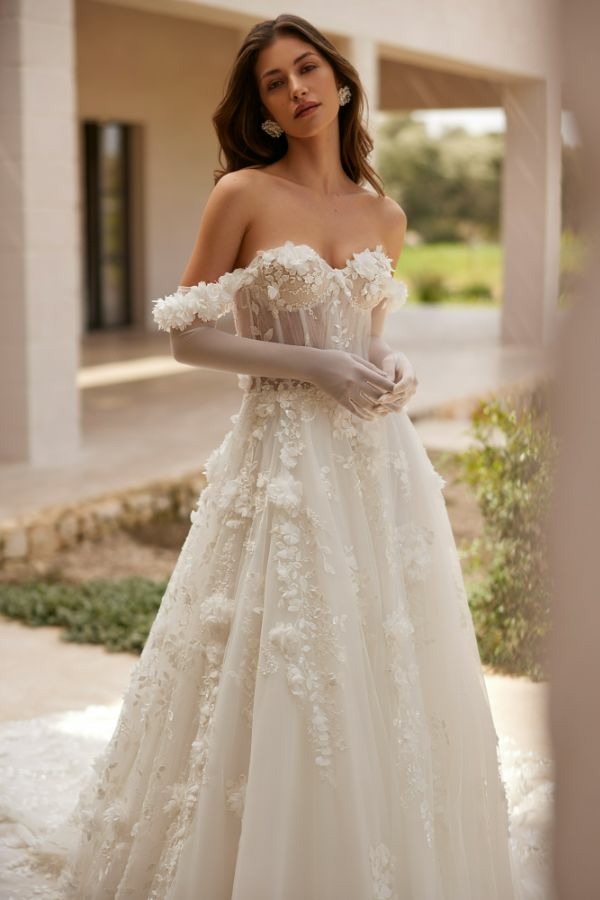 5622T - ELIZABETH PASSION
